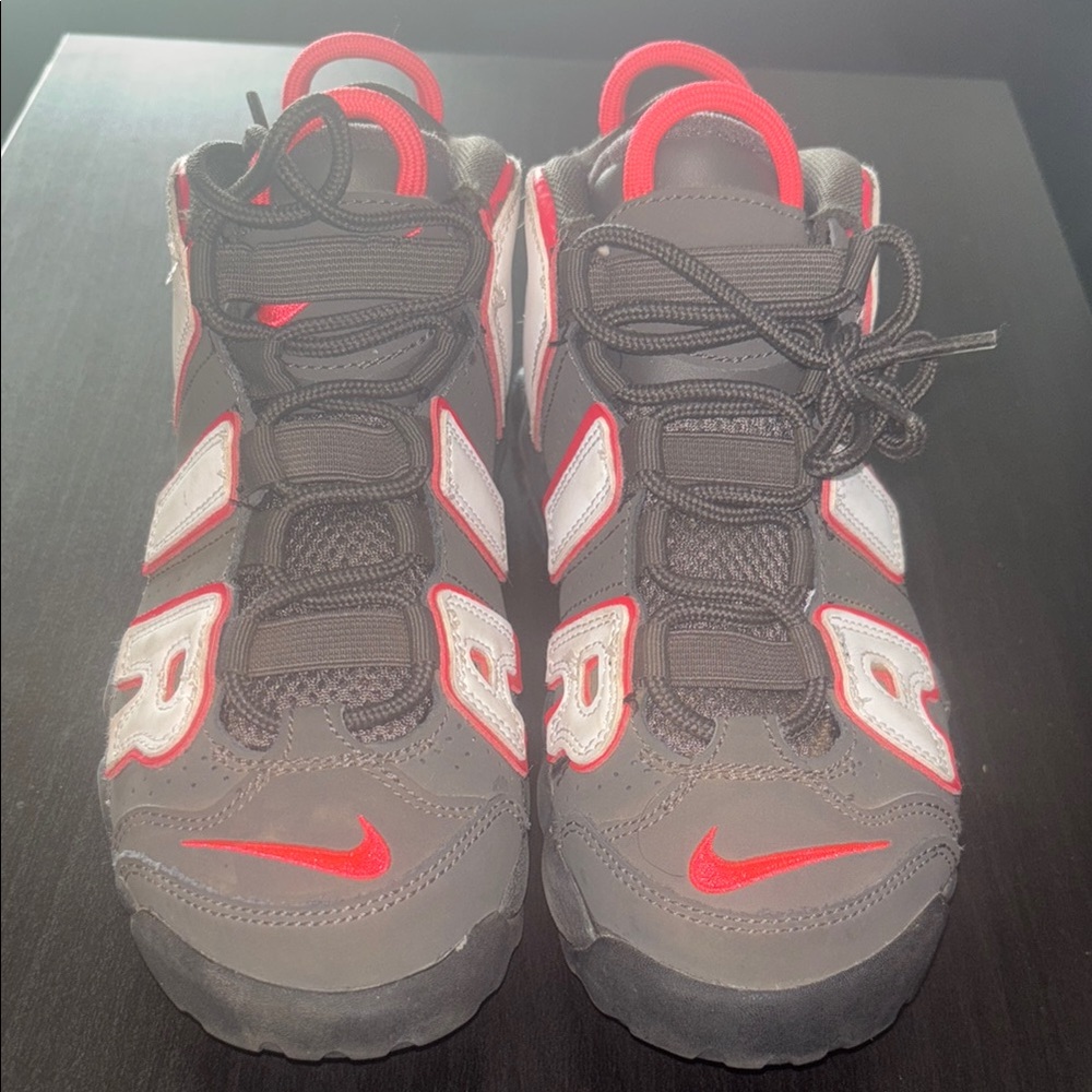 Nike Kids' Black and Red Sneakers